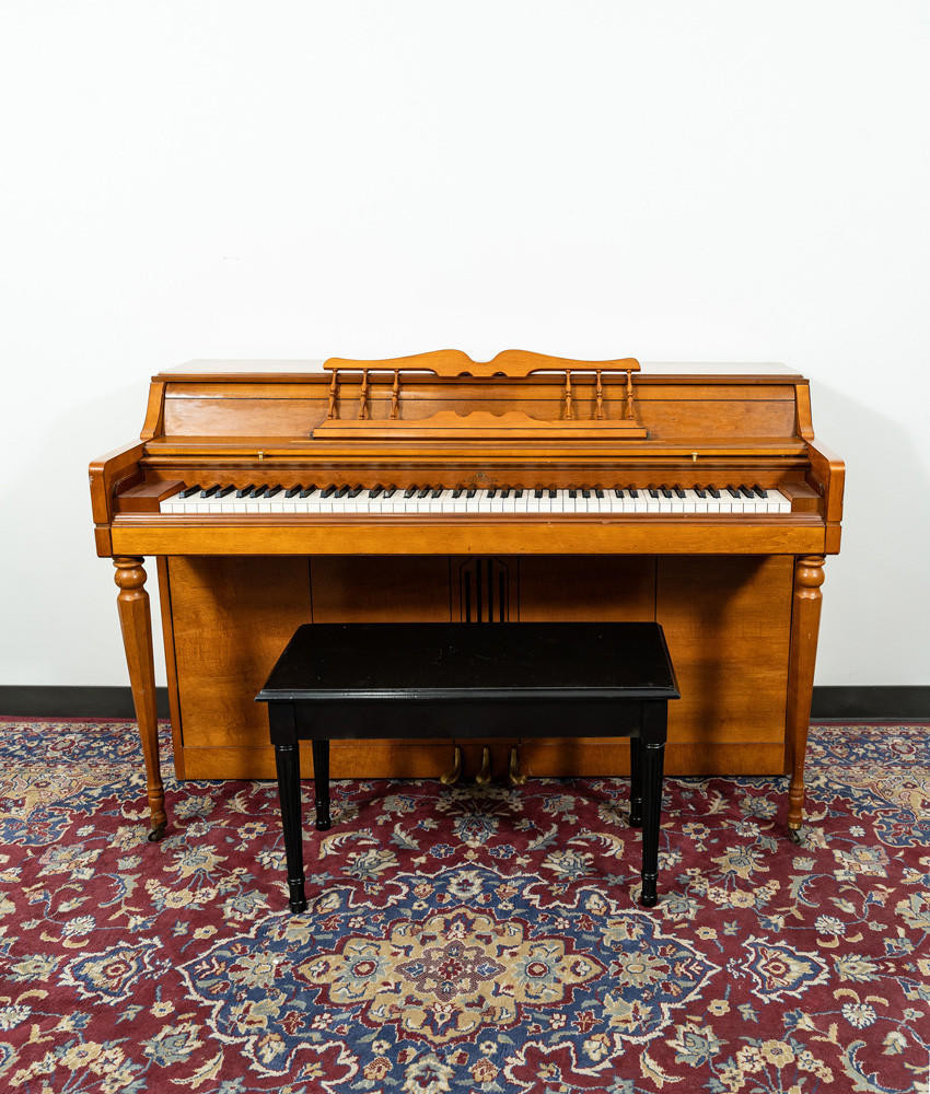 Wurlitzer Classic Upright Piano Satin Walnut SN: 1133367